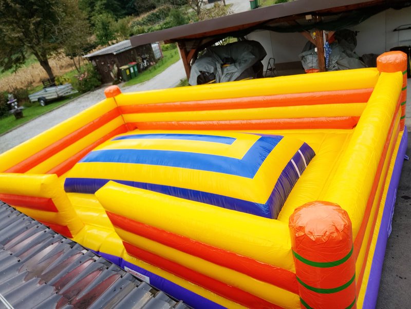 napihljiv trampolin1.jpg